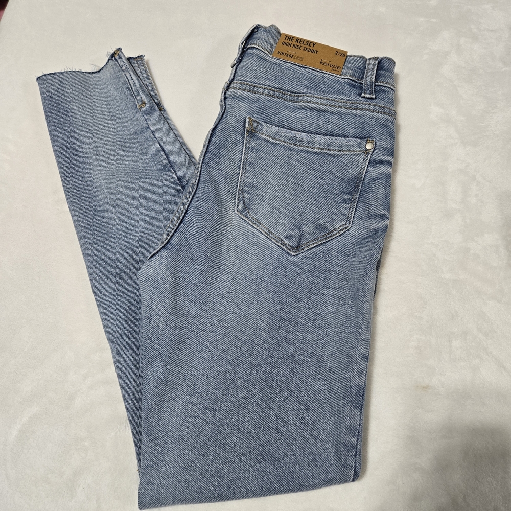 Kensie Light Blue High-Rise Straight Leg Jeans